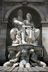 Vienna statues